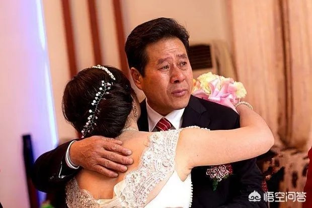 是不是每一个父亲都会对他的女儿说:身为女孩要自重,要好好的爱护自己?