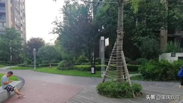买的二手房户型不好,但是是学区房,卖掉换个好户型合适吗?