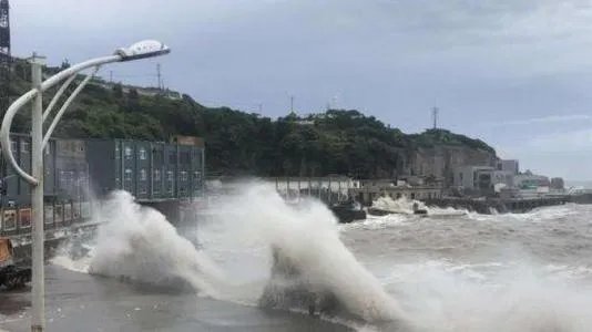 台风“黑格比”浙江乐清登陆,台风来临我们如何自我保护?