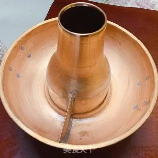 传统酸菜火锅