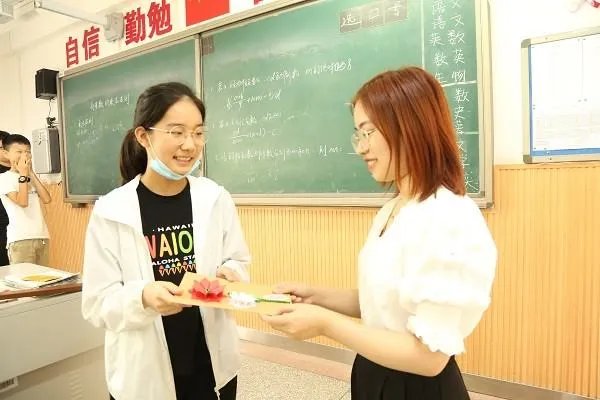 教师节写给语文老师的祝福语