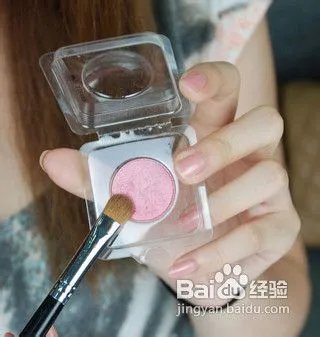 小女生应该如何化妆?