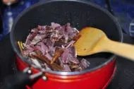 尖椒腊野味的做法