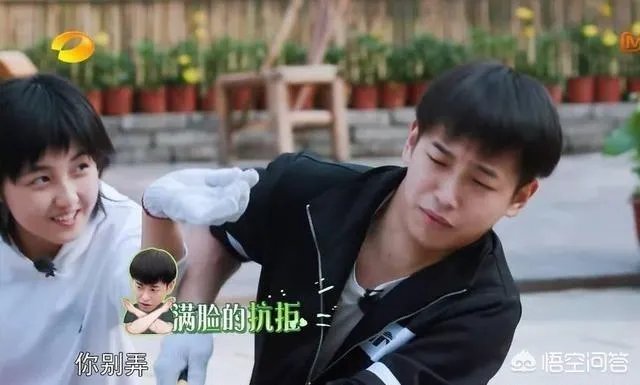 如何看待青年演员张子枫彭昱畅入围金马奖最佳女配角和最佳男主角?