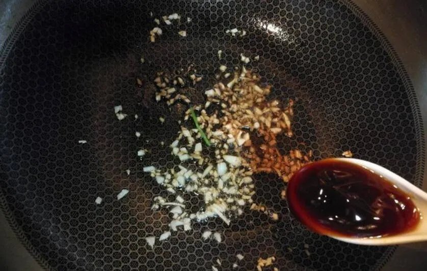 炒湖蟹是哪里的菜