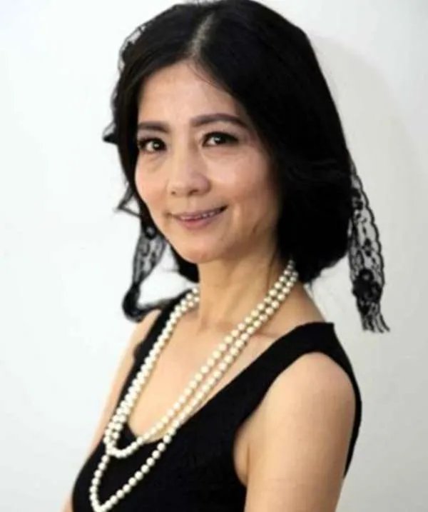 5年前《非诚勿扰》上,51岁吴愤奋被34岁小伙带走,如今怎样了?
