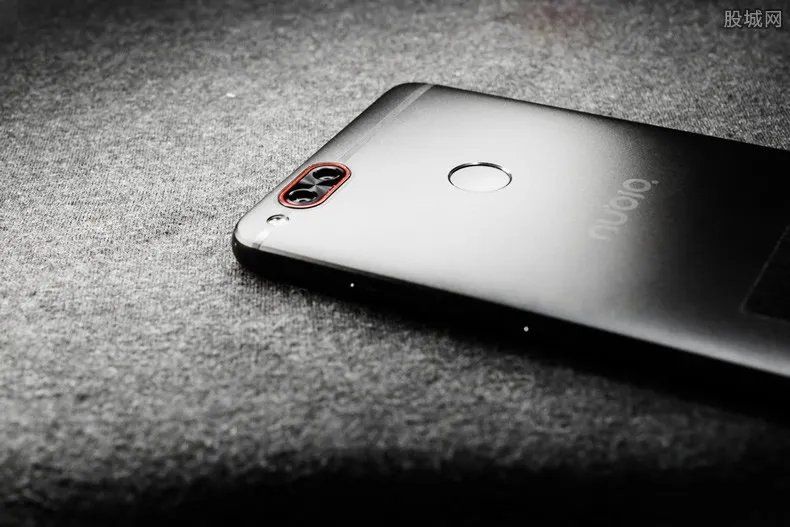 红魔5G游戏手机发布会 新机售价会是多少？