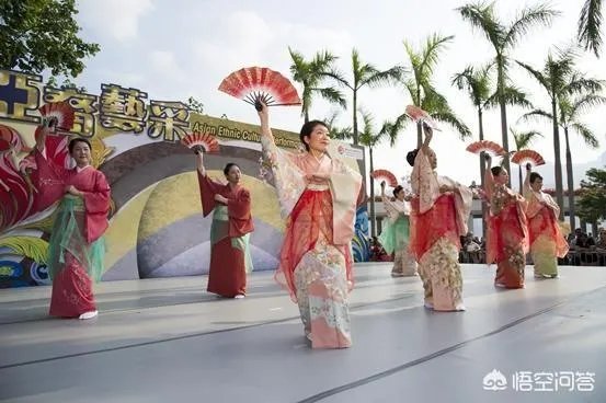 为什么有人觉得日本人跳舞手势很多?