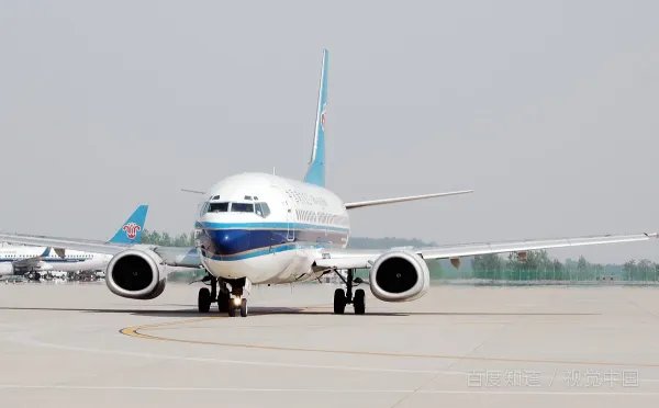南航97年深圳5.8空难的飞行员最后一句说的是什么???