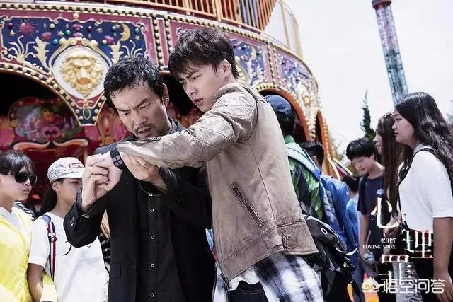 邓超主演的《心理罪》口碑更好,为何票房不如李易峰版的?
