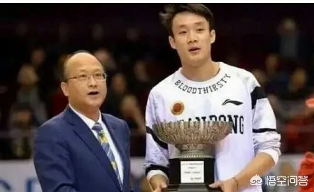 丁彦雨航蝉联CBA常规赛MVP!怎么评价小丁这赛季的表现?
