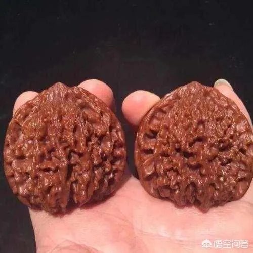 如何挑选文玩核桃?