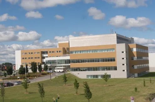 武汉大学医学职业技术学院分数线我考了321分能读吗