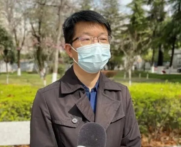 西安一确诊病例居然是被一口痰传染，此事带给了我们哪些警示？