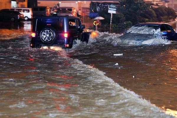 中日韩遭遇强将暴雨袭击，韩国专家给出了怎样的答案？