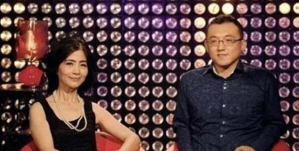 5年前《非诚勿扰》上,51岁吴愤奋被34岁小伙带走,如今怎样了?