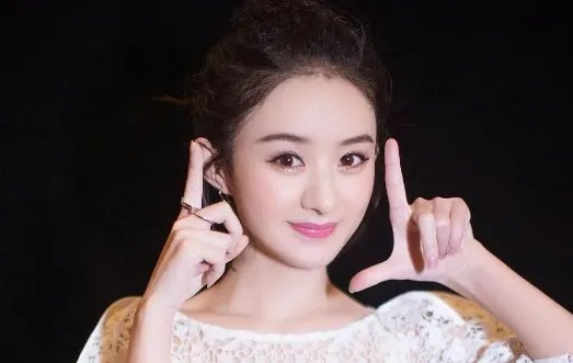 从金鹰晚会到微博之夜,众花旦齐聚唯独她一人干坐,你怎么看?