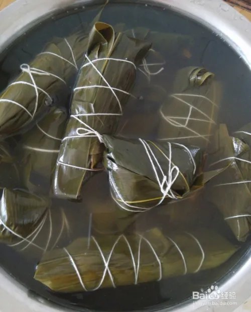 食材_普通锅煮粽子要多久窍门