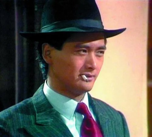 有哪些明星接地气不修边幅吃路边摊被抓包？