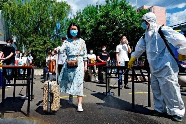 确诊夫妻没去疫区在公厕被传染具体是怎么回事?