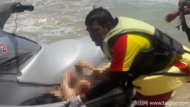 如何看待游客悬崖自拍跌落事件？