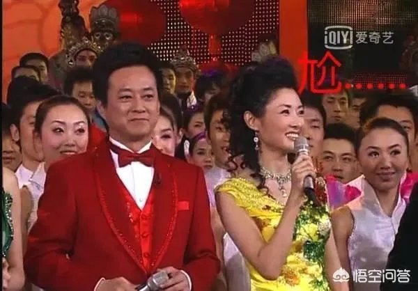 有哪些主持人在大型晚会上出现过失误?