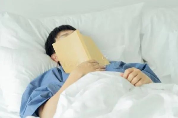 高校规定学生7点半必须起床,你支持学校的做法吗?