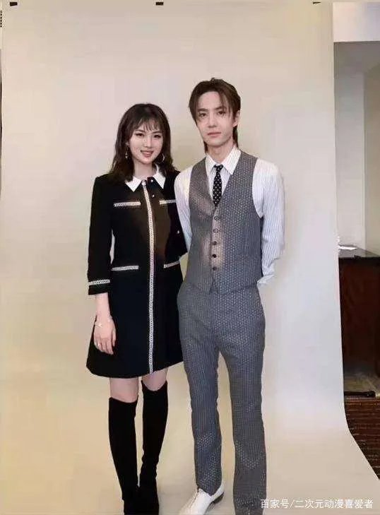 华为二公主姚安娜竟然改过名字,她的原名是什么?