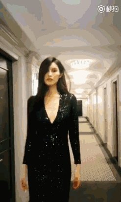 哪些中国明星去了2017纽约春夏时装周?谁的造型赢了?