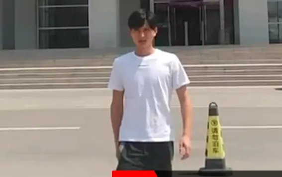 村民举报见义勇为事迹被人顶替，官方如何回应？