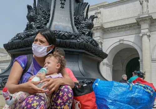 因移民涌入,华盛顿进入公共卫生紧急状态!这些移民从哪来的?