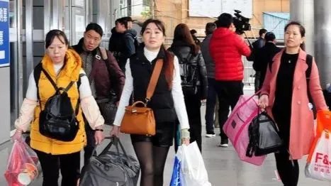 春运取消物流停运系谣言,造谣的人应该被严惩吗?