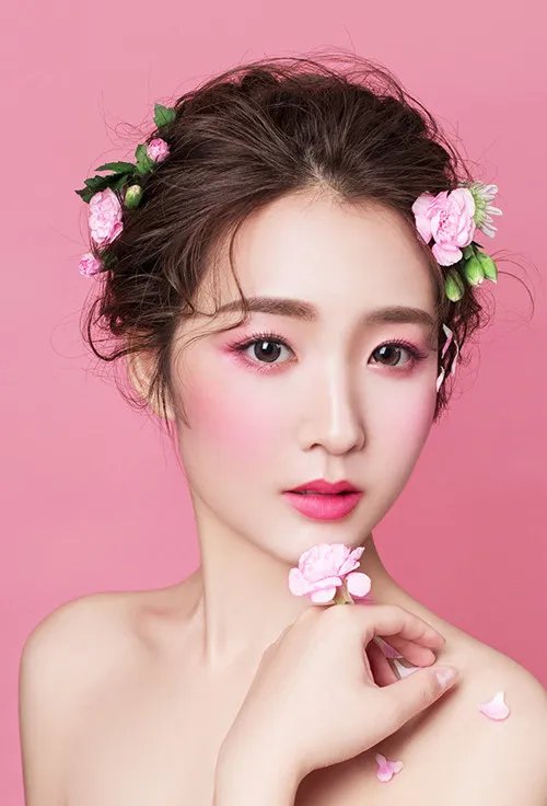 新娘妆怎么画好看 七个简单的新娘化妆步骤