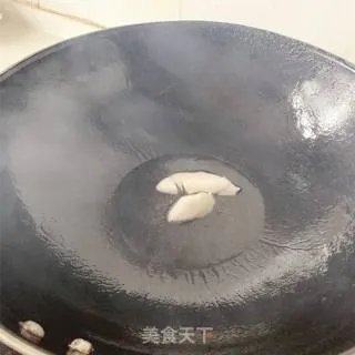 传统酸菜火锅