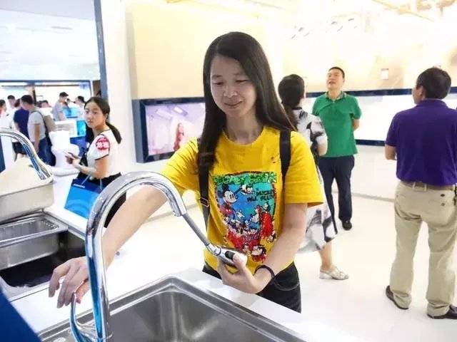 现场抢HIGH啦!!九牧万人团购会昨日开团!
