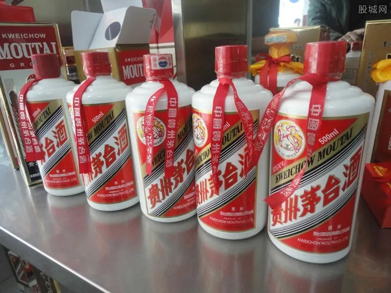 上海查获飞天茅台 茅台酒仿冒识别仍无法完全防住假冒