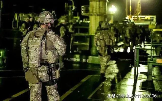 英国扣押伊朗油轮十天了,你认为此事怎么解决?