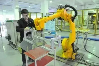 苏州大学开发出了可分可聚的液体机器人，未来可以用于哪些方面呢？