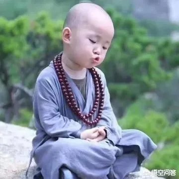 日照香炉生紫烟的下一句是什么?