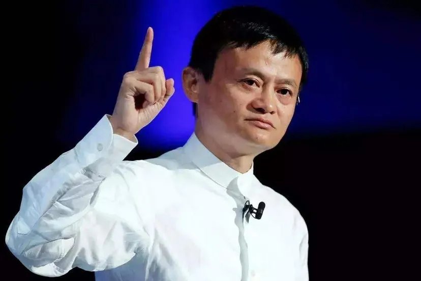 湖畔大学更名的背后因素是什么?