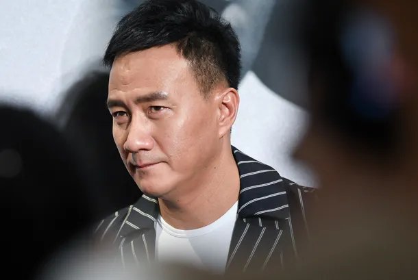 胡军女儿已成年,他的妻子又怀孕了吗?