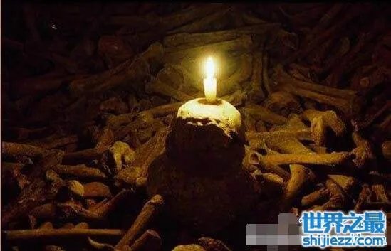 古代墓室长明灯的工作原理,其实是很简单的燃烧原理