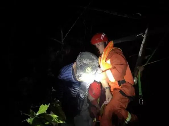 江西山洪驴友被困是怎么回事？285名驴友突遇山洪被困