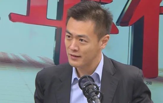 刘鸣炜上《非诚勿扰》，父亲刘銮雄身家百亿，为何24盏灯却灭了22盏？