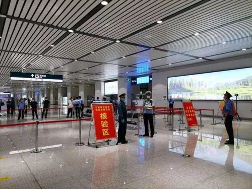 上海至北京南G14次212人在济南被集中隔离,该列车上有确诊病例吗?