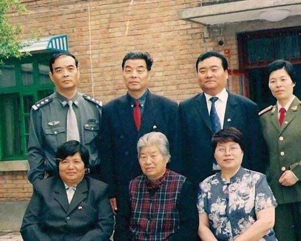 焦守凤，焦裕禄长女，干了一辈子临时工，现状如何？