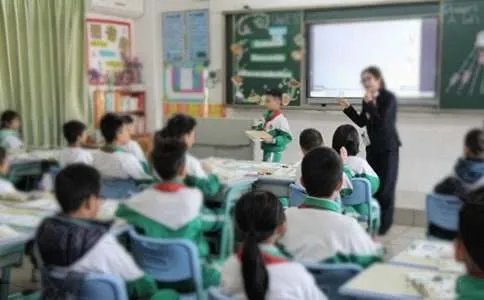《开学第一课》的观后感100字
