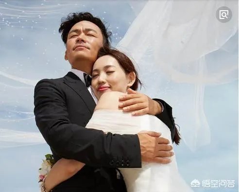 马蓉怒怼王宝强炒作,并放出王宝强卡内余额的实锤,对此你怎么看?