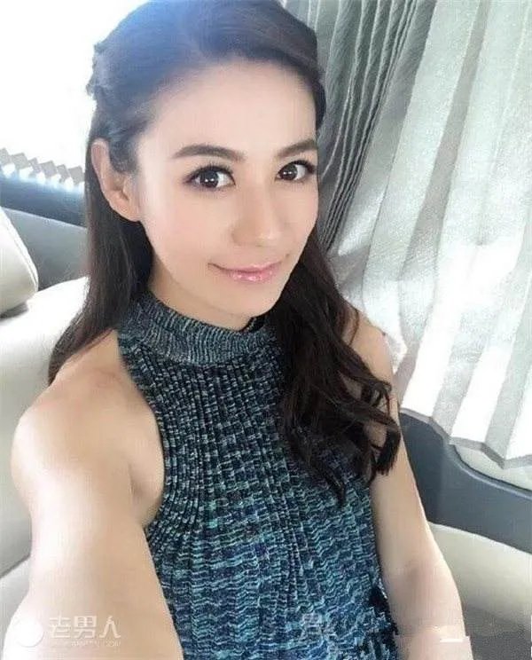 江若琳走光露卫生巾图，江若琳整容前什么样子