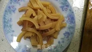 鱿鱼炒韭菜
